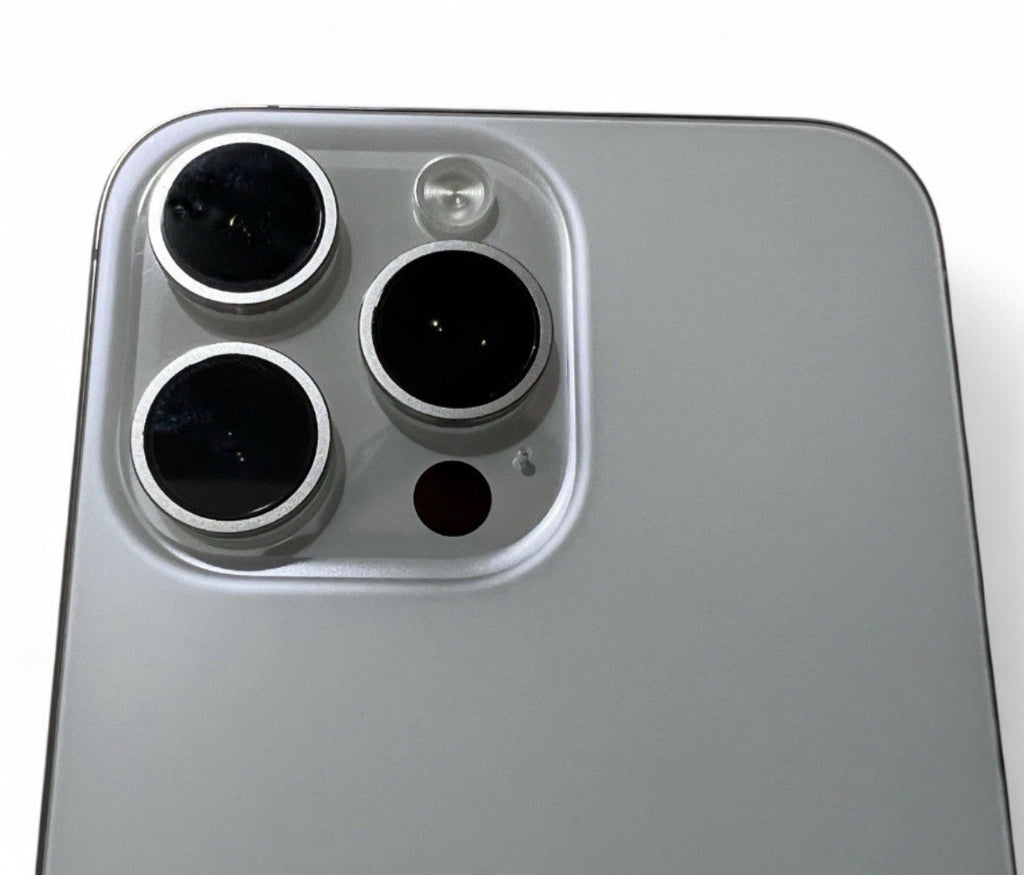 Apple iPhone 15 Pro Max - 256 GB A7 Pro Chip White 86% Battery Health UNLOCKED