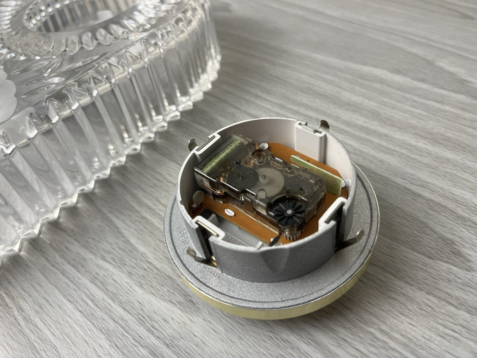 Princess House 24% Lead Crystal Mantle Clock W. Germany - Excellent Condition