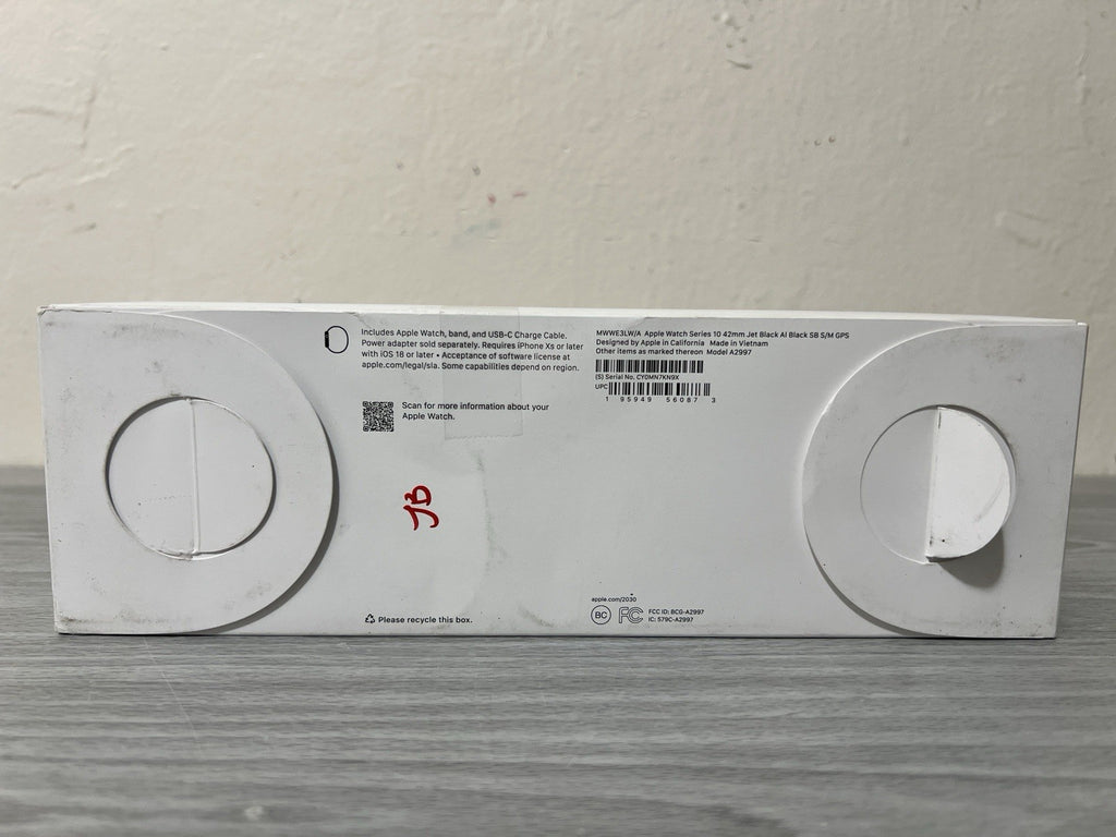 Apple Watch Series 10 Jet Black Band S/M 42mm (OPEN BOX)