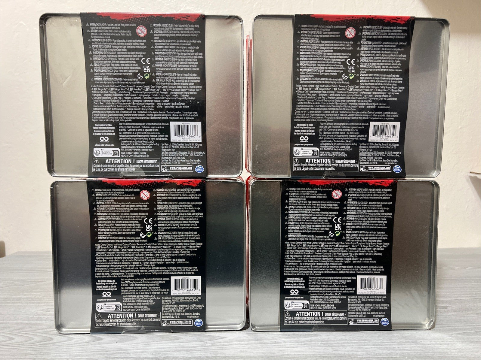 Bakugan Baku-tin with Special Attack Mantid, New Sealed (LOT OF 4)