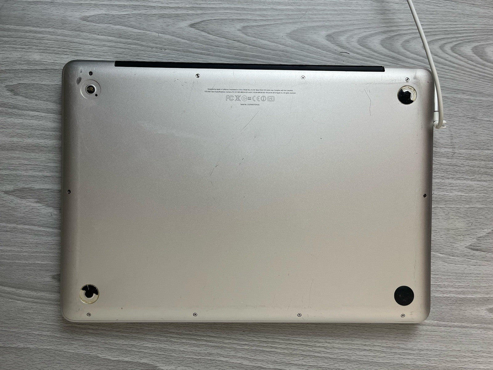 MacBook Pro 13-inch, 320GB, 4GB Ram, 2.3GHz Intel Core i5, Tested & Working