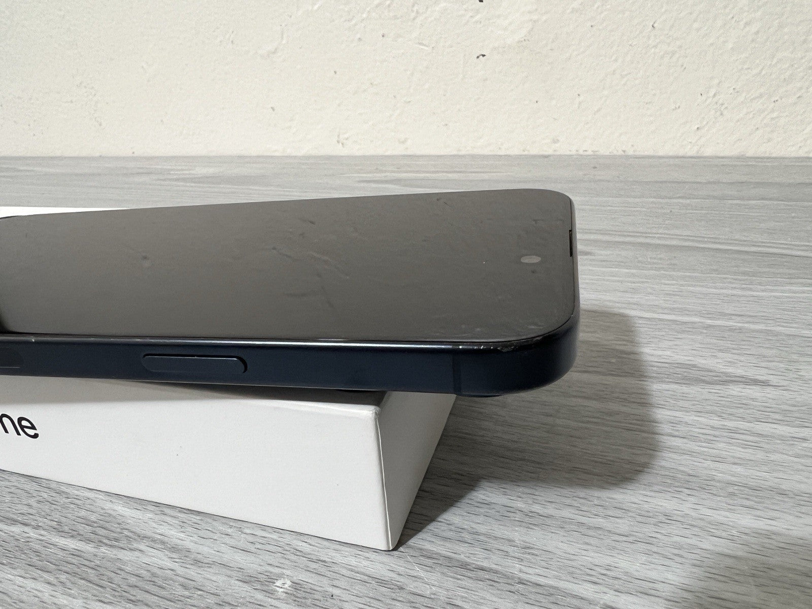 Apple iPhone 15 Pro Max 1TB Blue Titanium 98% Battery Health UNLOCKED