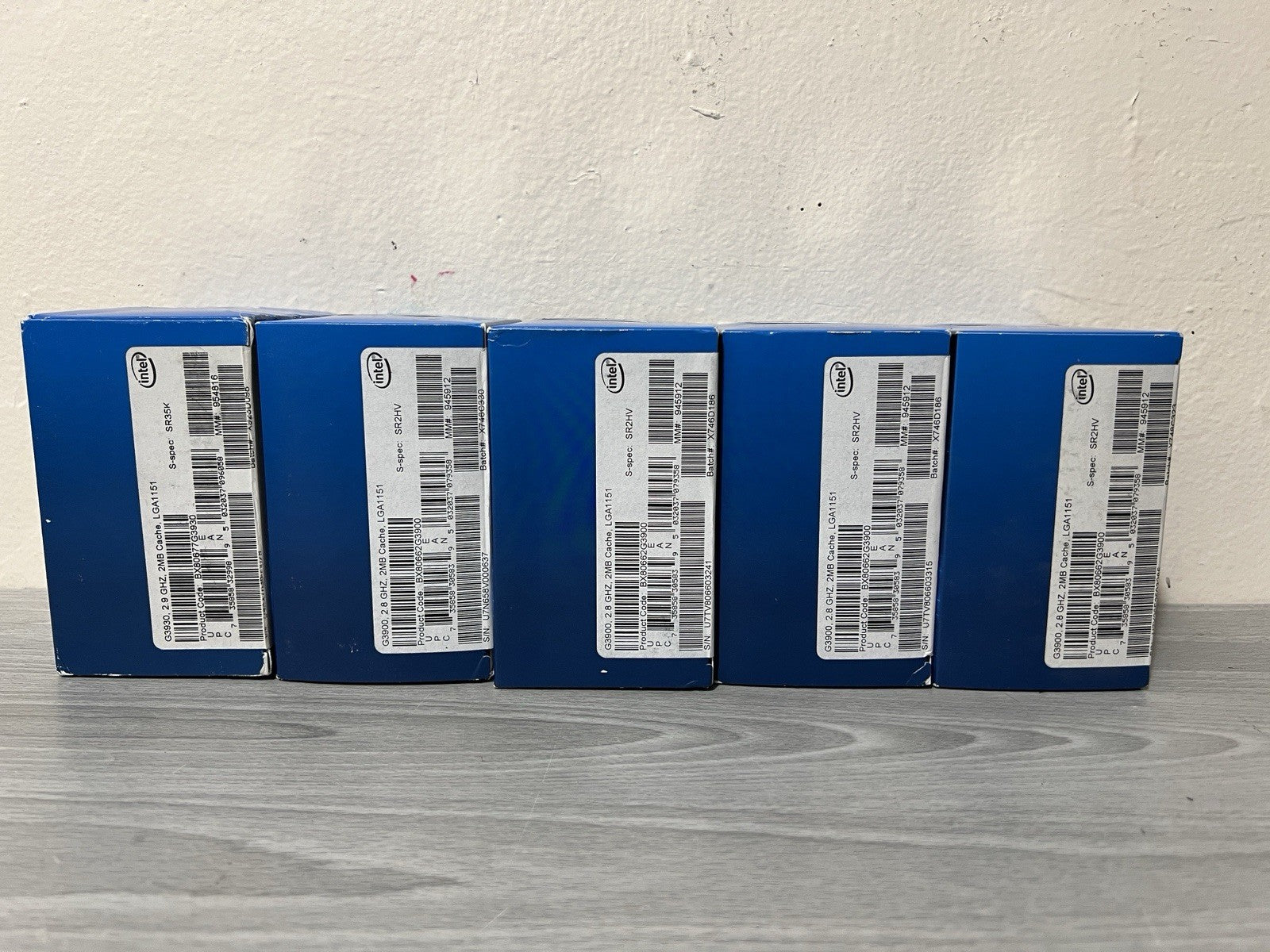 LOT OF 12 Intel Core CPUs - i7 6700, i5 6500, intel i5 8400, Celeron