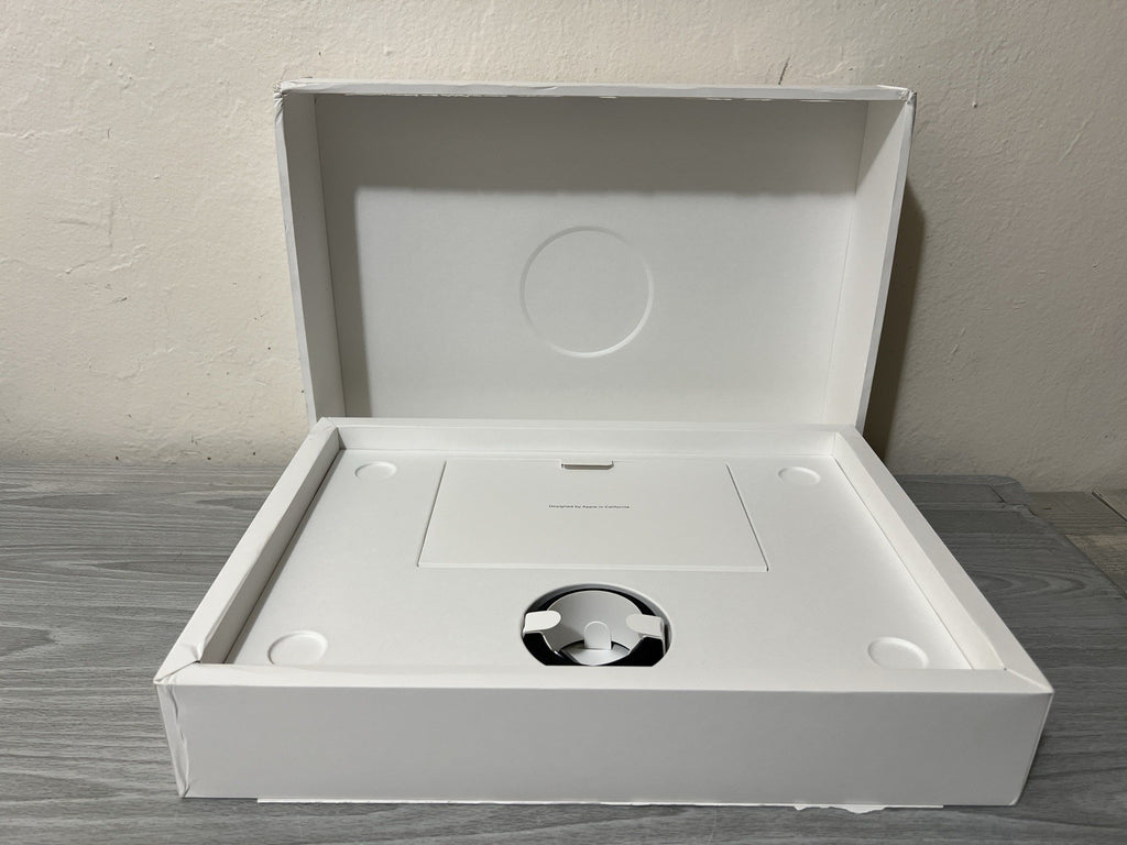 Apple MacBook Pro 14" M4 chip 16GB RAM 1TB SSD Space Black MW2V3LL/A 2024 Model