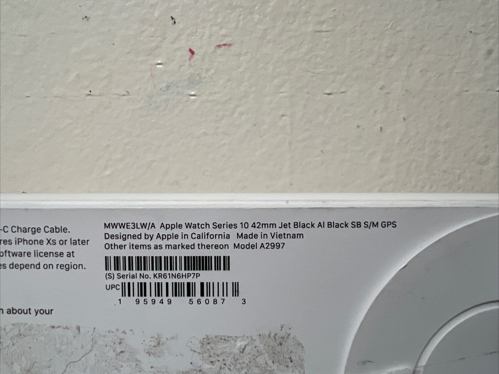 Apple Watch Series 10 Jet Black Band S/M 42mm (OPEN BOX)