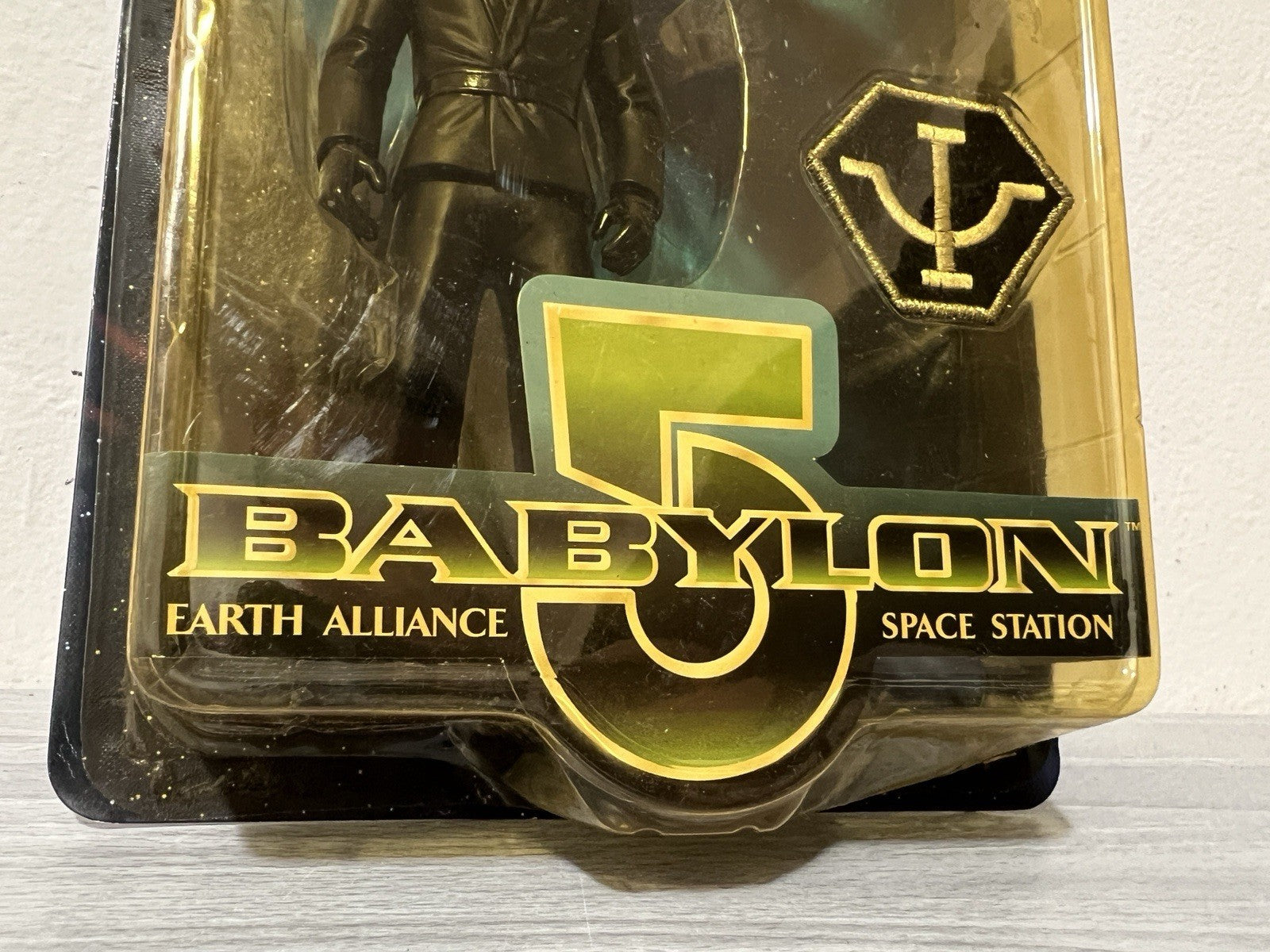 BABYLON 5 PSI COP ALFRED BESTER ACTION FIGURE FACTORY SEALED with Psi Corp Patch