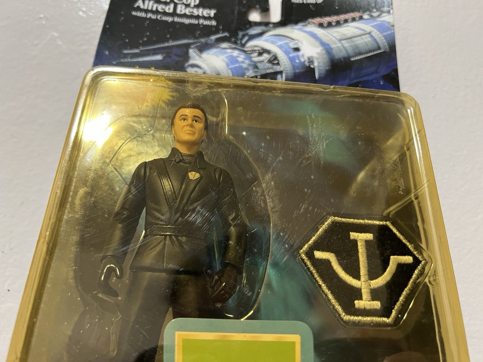 BABYLON 5 PSI COP ALFRED BESTER ACTION FIGURE FACTORY SEALED with Psi Corp Patch