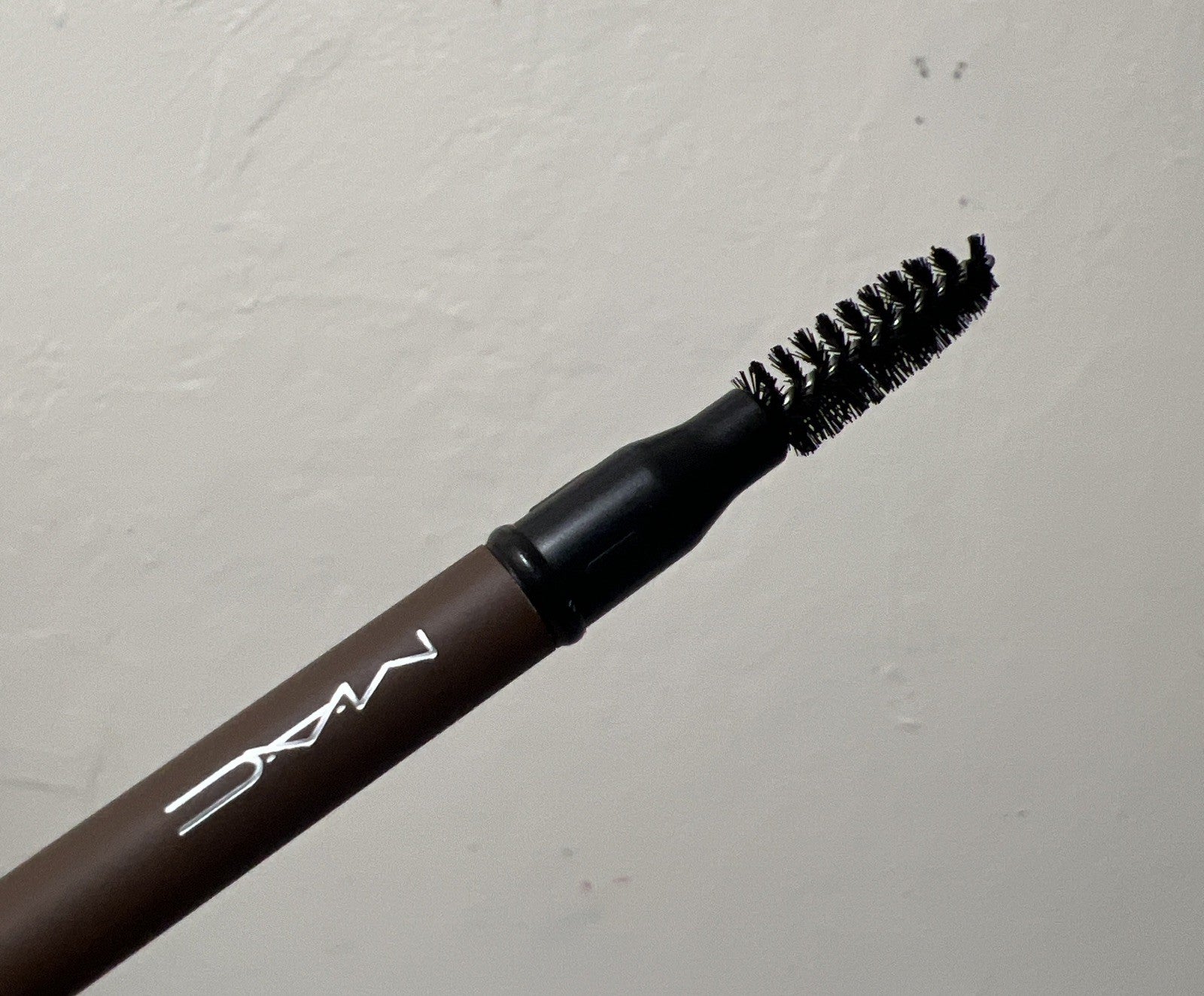 M.A.C MAC Veluxe Brow Liner - Deep Dark, Brunette, .042 ounce