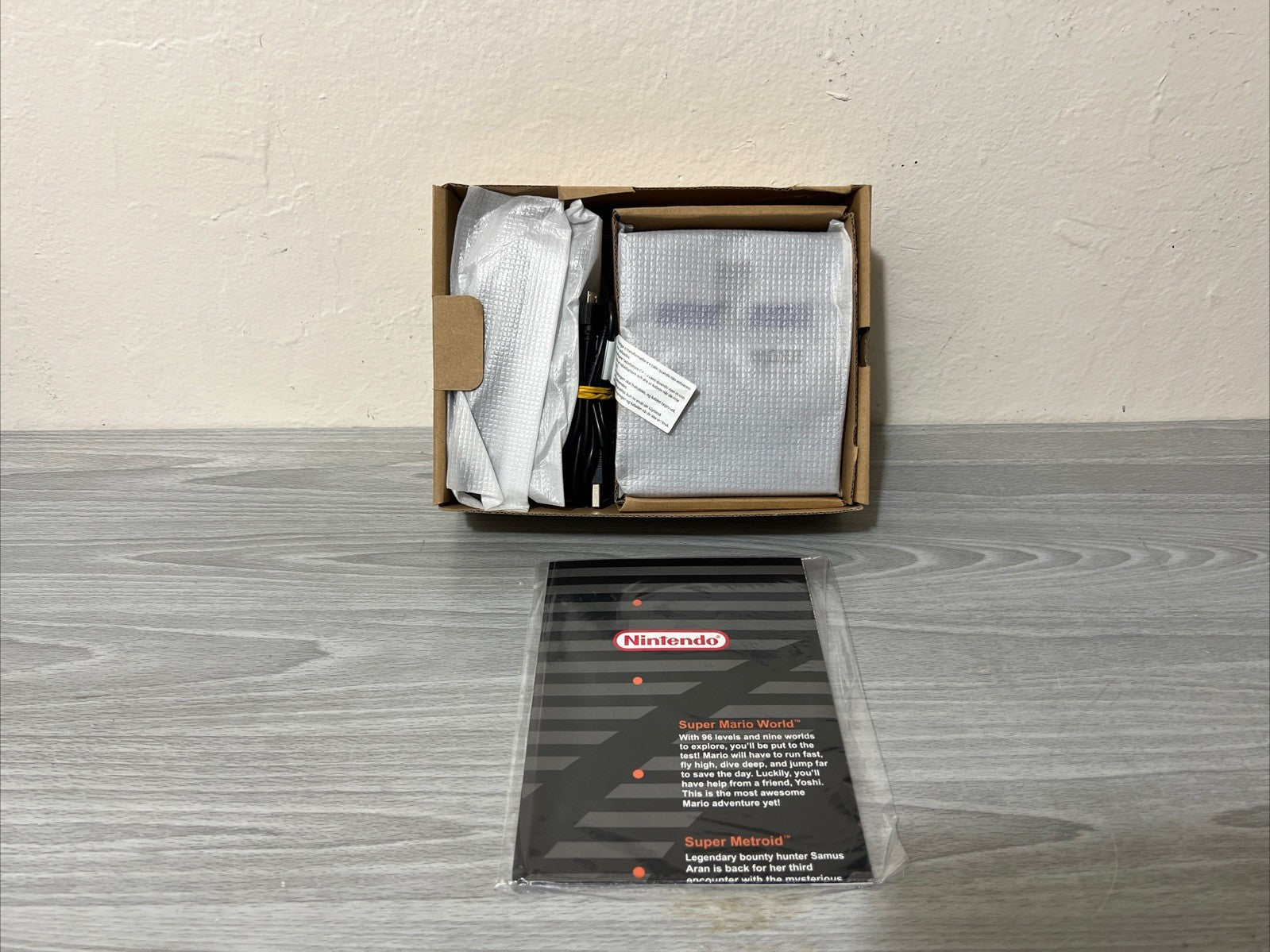 AUTHENTIC Super Classic Mini Entertainment System SNES Included 21 Games