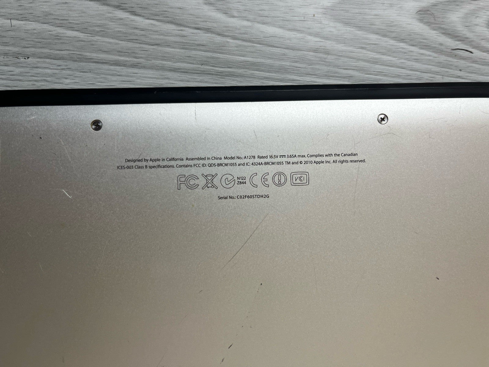 MacBook Pro 13-inch, 320GB, 4GB Ram, 2.3GHz Intel Core i5, Tested & Working