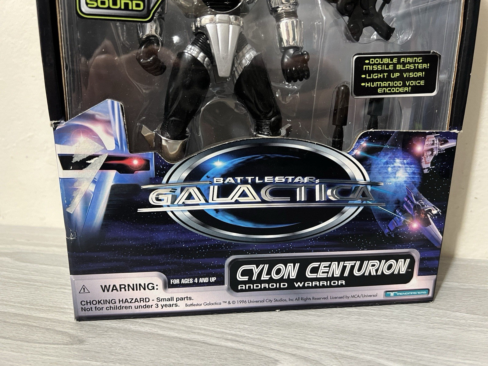 Cylon Commander & Cylon Centurion Battlestar Galactica Figures 1996 (LOT OF 2)