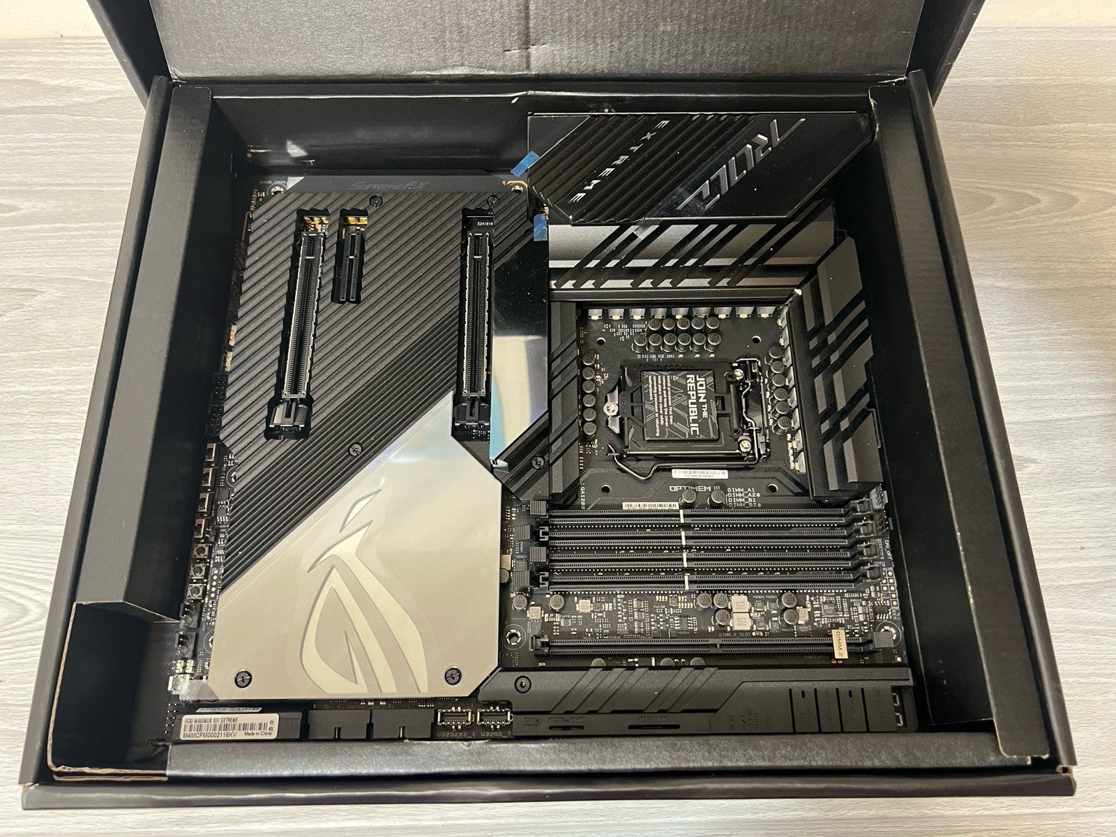 NEW ASUS ROG Maximus XIII Extreme | Intel Z590
