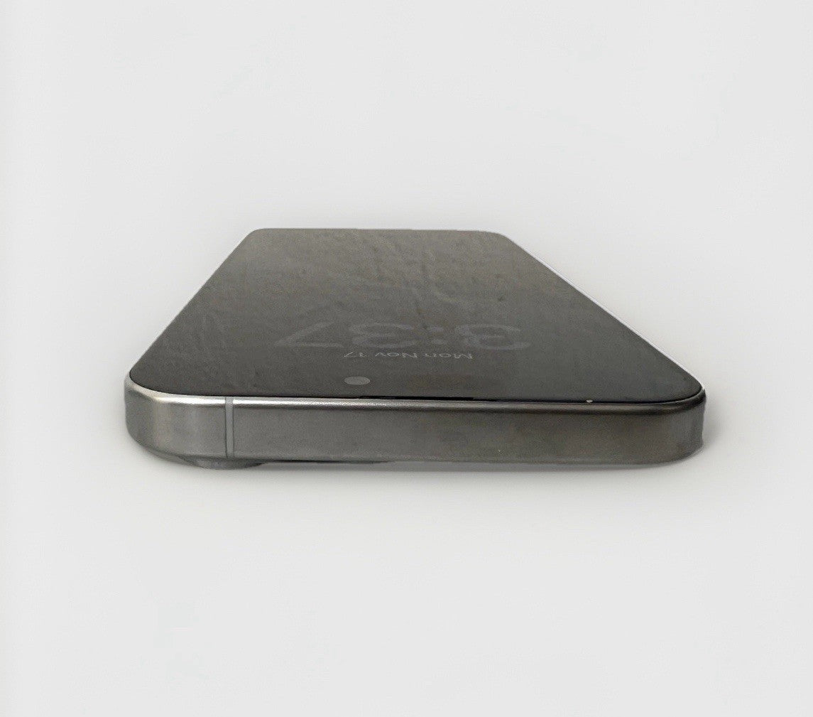 iPhone 15 Pro Max - 256 GB A7 Pro Chip 86% Battery Health UNLOCKED (Read Desc)