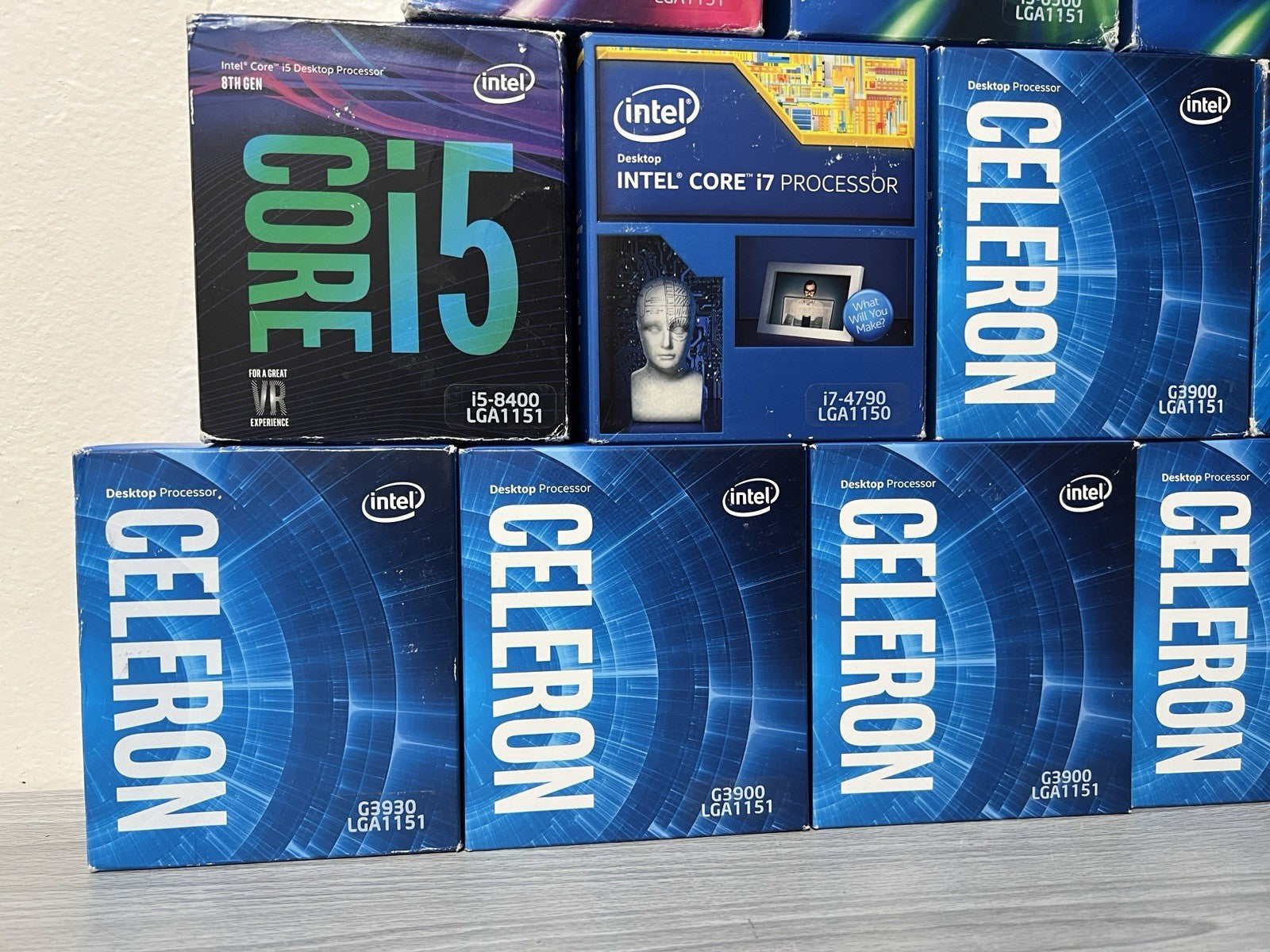 LOT OF 12 ntel Core CPUs - Intel i7 6700, Intel i5 6500, intel i5 8400, Celeron