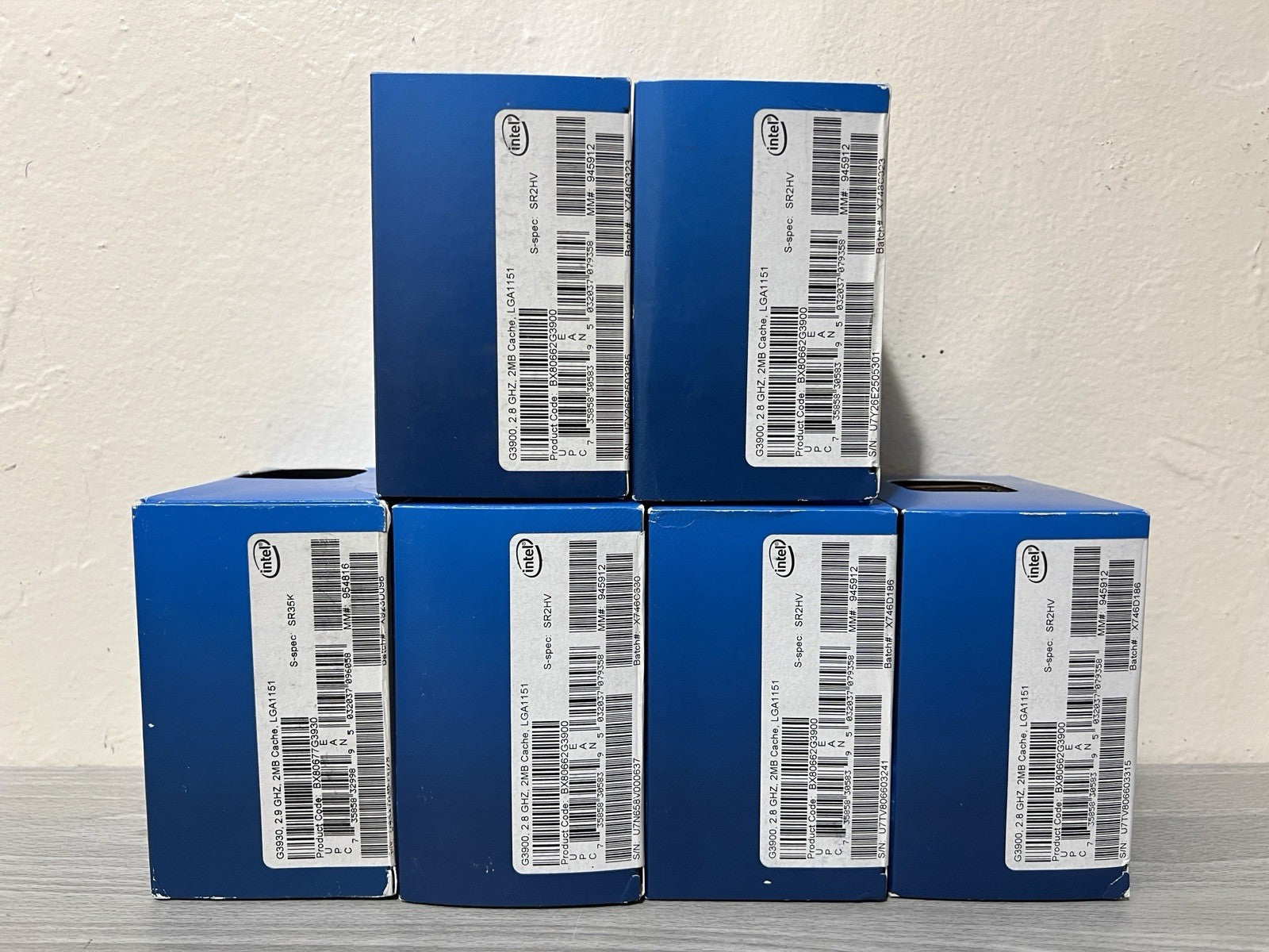 LOT OF 12 Intel Core CPUs - i7 6700, i5 6500, intel i5 8400, Celeron