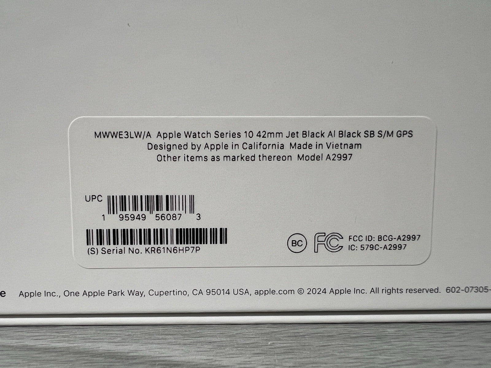 Apple Watch Series 10 Jet Black Band S/M 42mm (OPEN BOX)