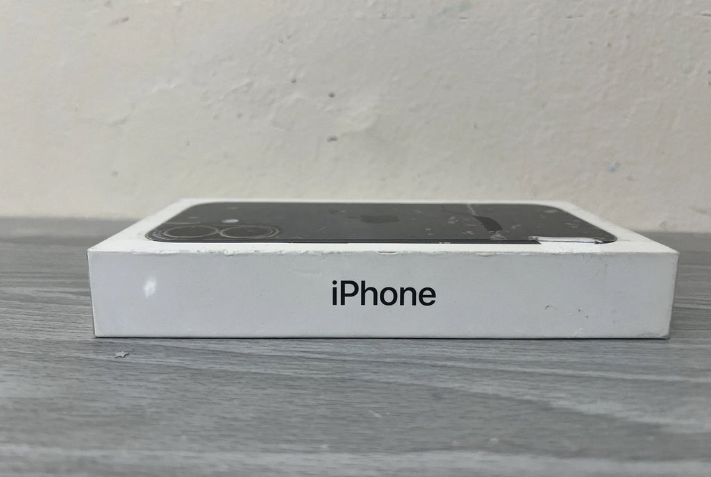 Apple iPhone 17 - 256 GB Blue 100% Battery EXCELLENT CONDITION (Locked Verizon)