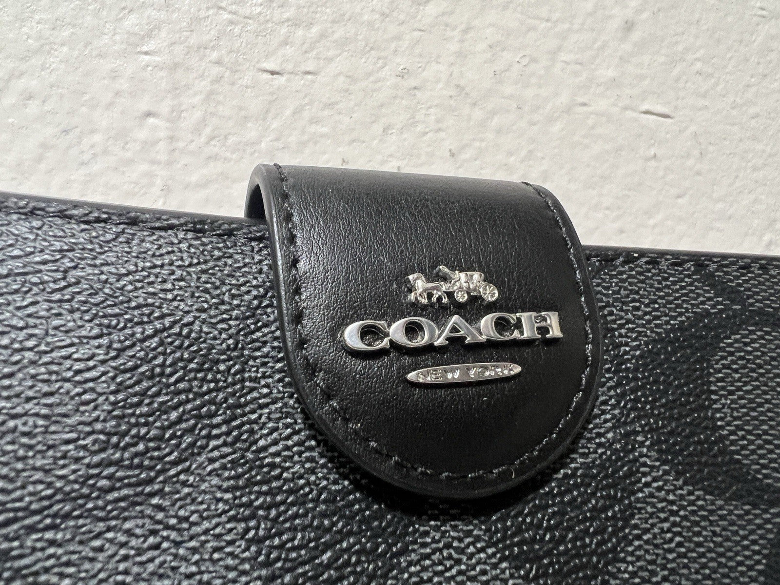 Coach Medium Corner Zip Wallet Charcoal Black NWT