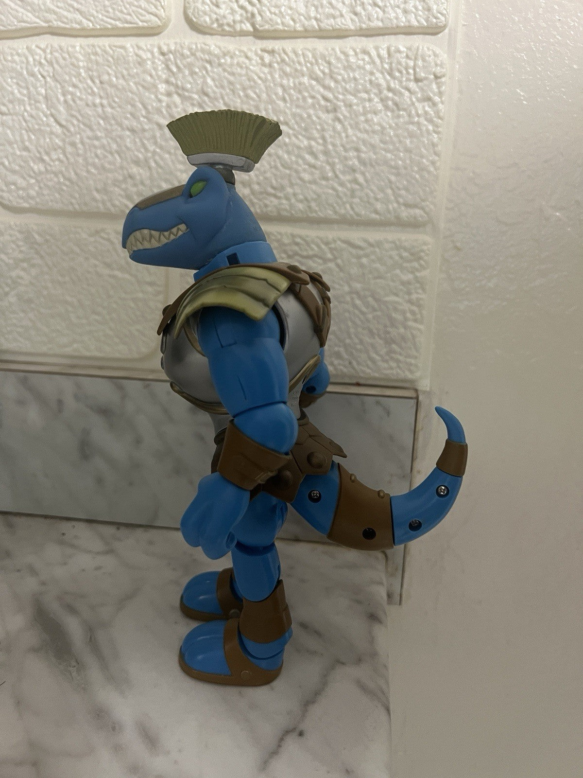 GRARRL GLADIATOR Neopets Legends of Neopia Figure  2004 *RARE*