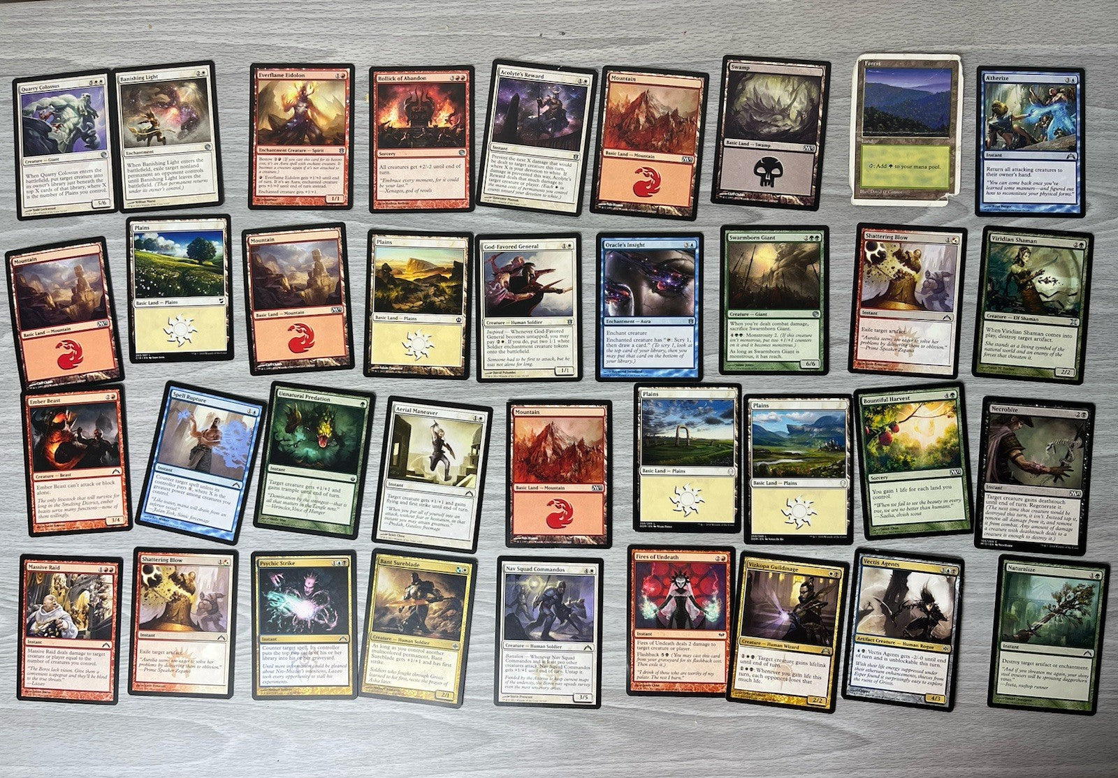 Magic the Gathering Card Collection Lot - 200 Cards Rare Collectible