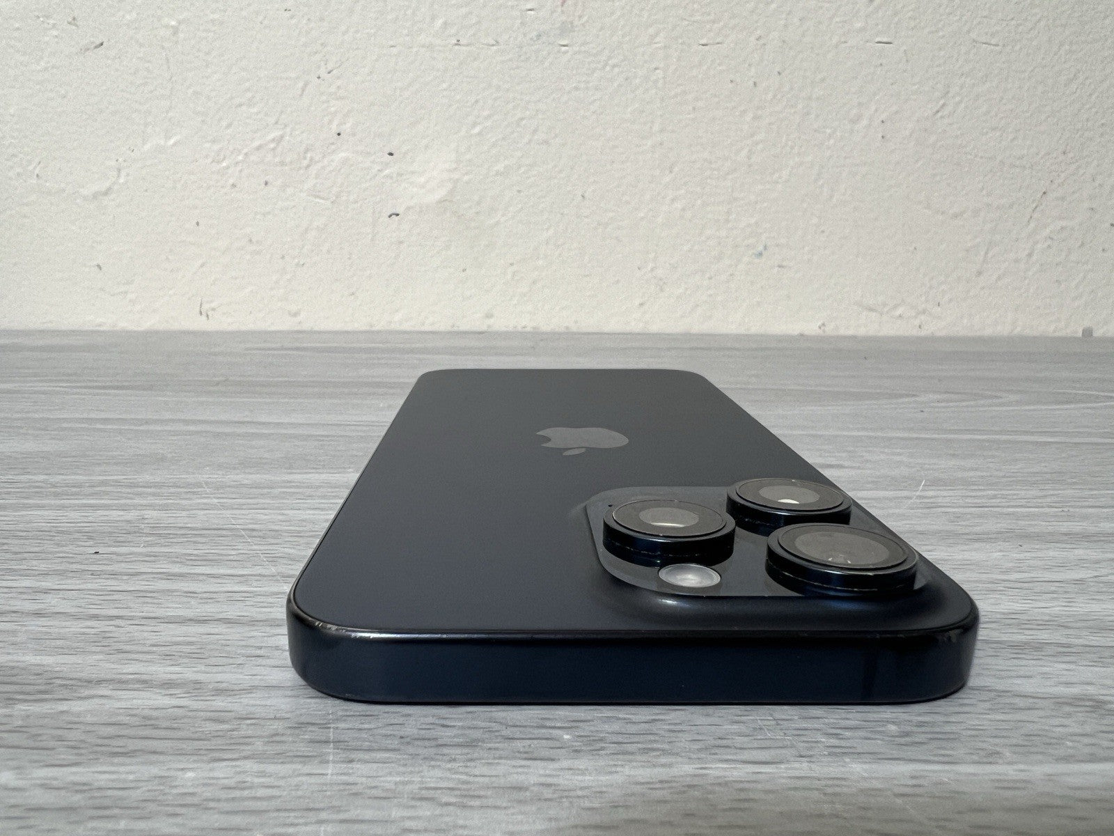 Apple iPhone 15 Pro Max 1TB Blue Titanium 98% Battery Health UNLOCKED