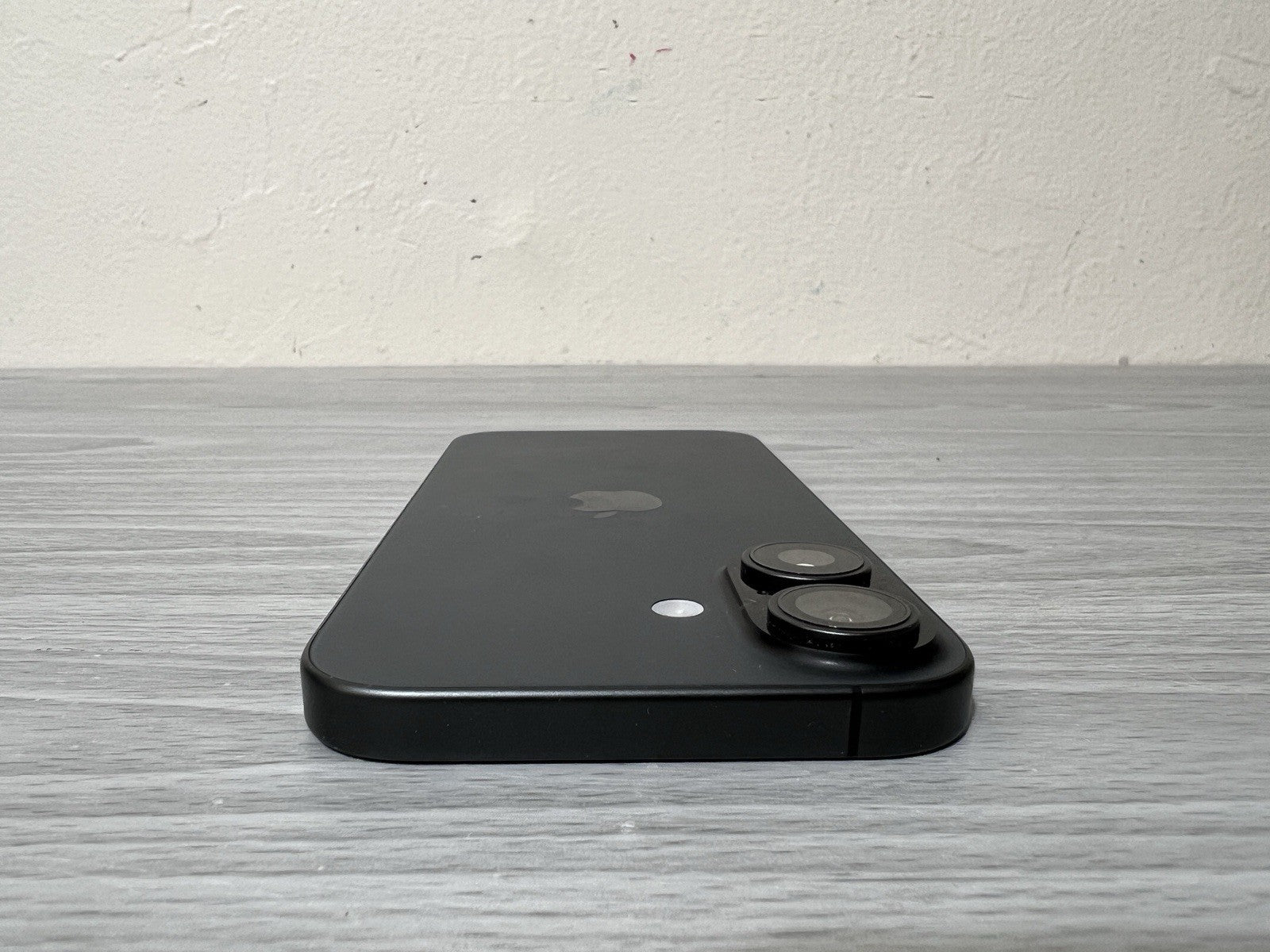 Apple iPhone 17 - 256 GB Blue 100% Battery EXCELLENT CONDITION (Locked Verizon)