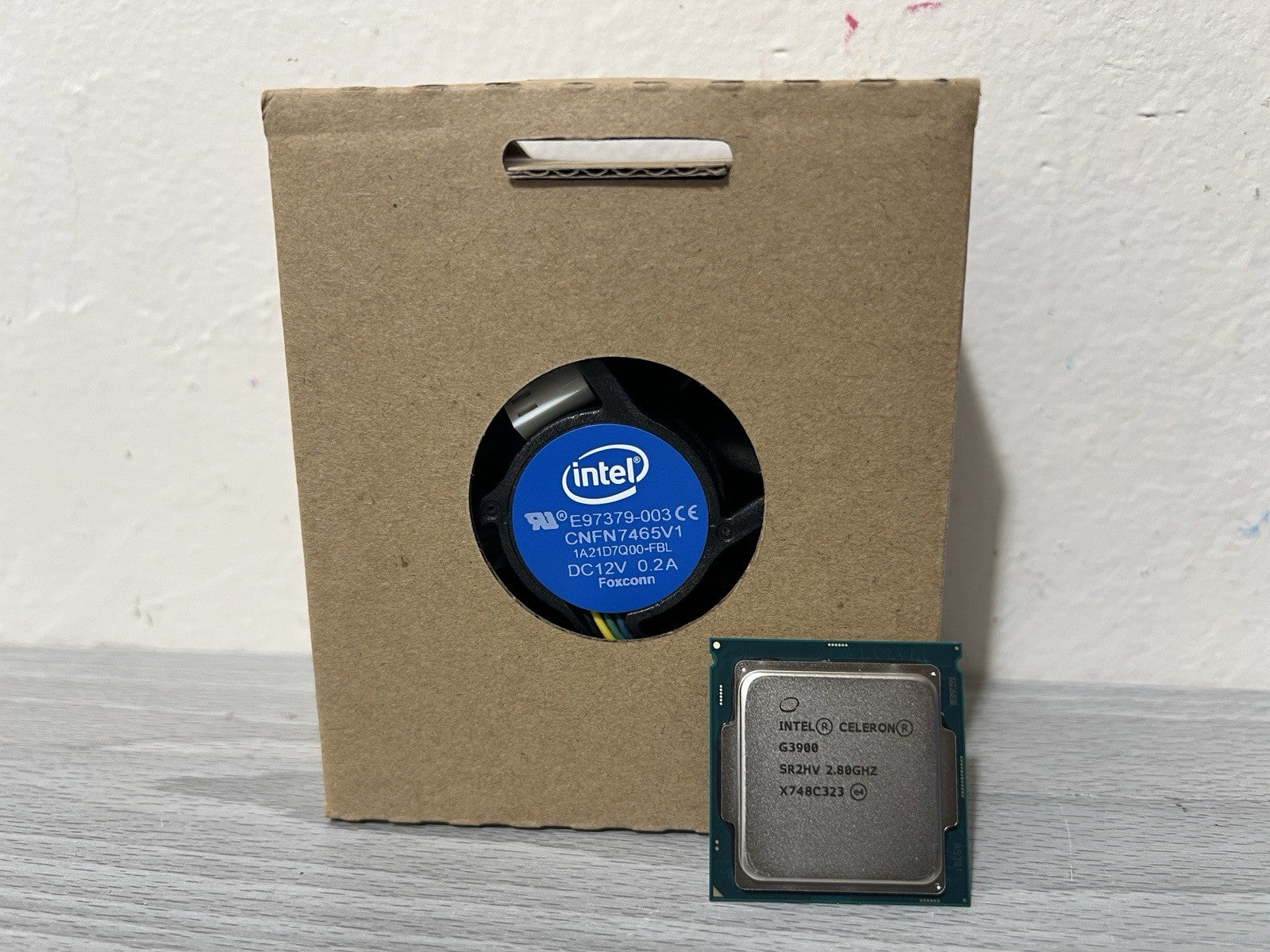 LOT OF 12 Intel Core CPUs - i7 6700, i5 6500, intel i5 8400, Celeron