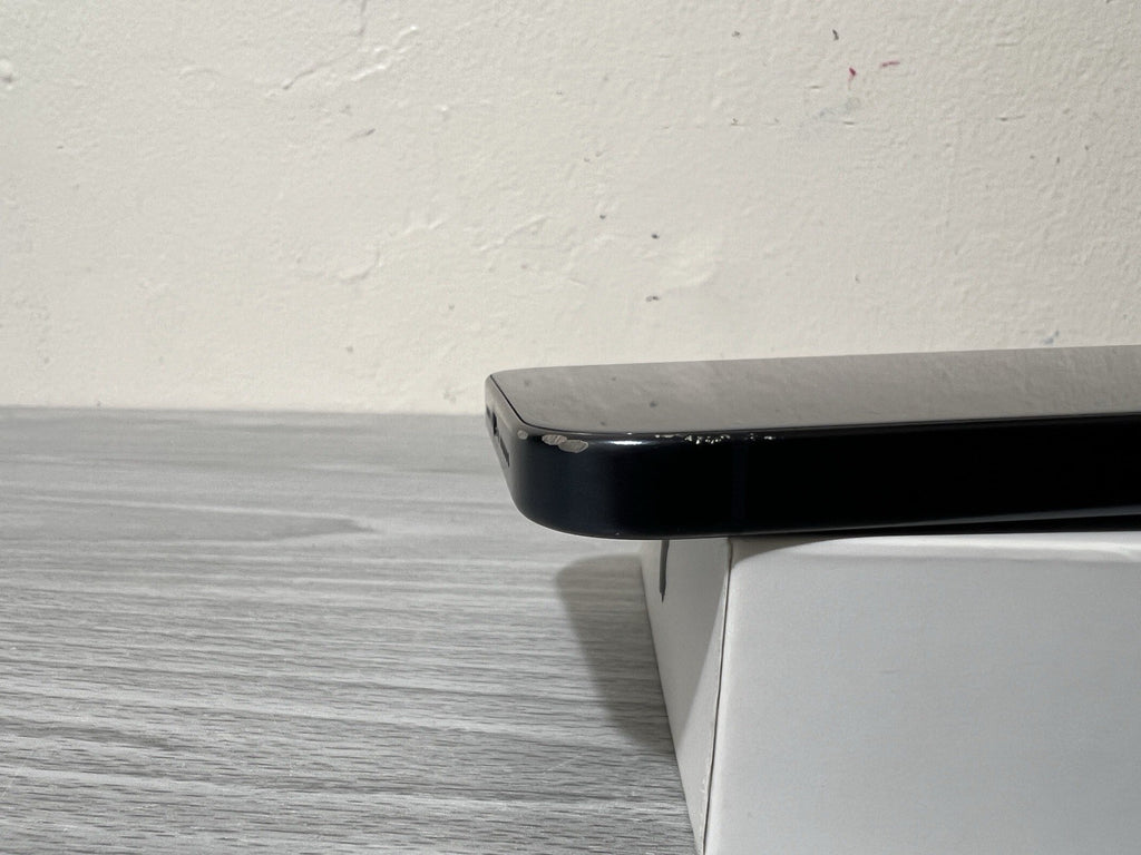 Apple iPhone 15 Pro Max 1TB Blue Titanium 98% Battery Health UNLOCKED