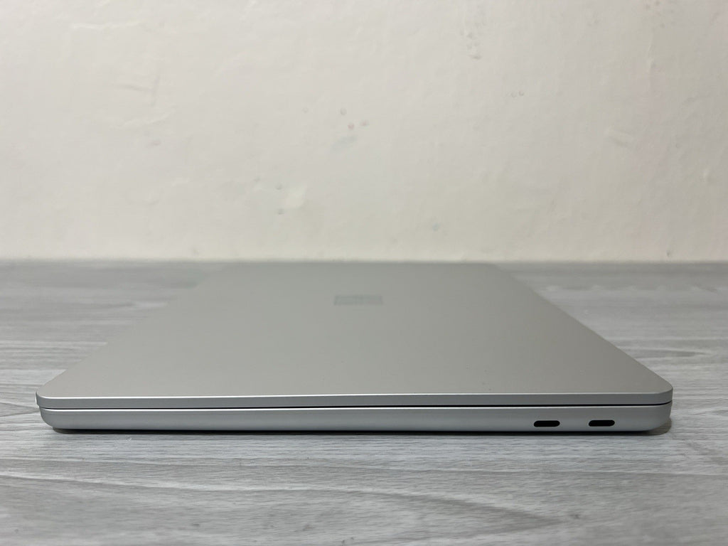 Microsoft Surface 2024 Laptop 13” Copilot+ Snapdragon X Plus 16GB Ram 256GB SSD