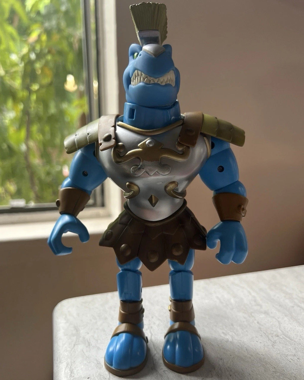 GRARRL GLADIATOR Neopets Legends of Neopia Figure  2004 *RARE*