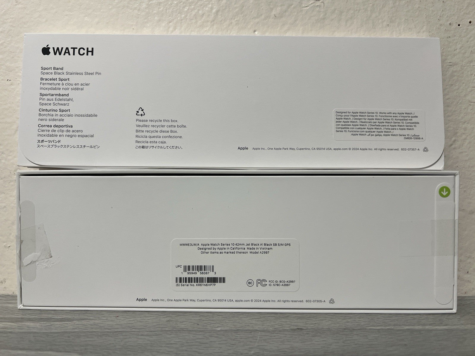 Apple Watch Series 10 Jet Black Band S/M 42mm (OPEN BOX)