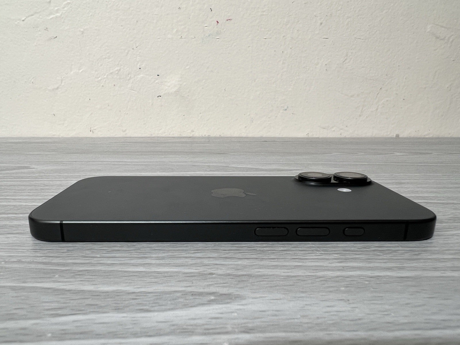 Apple iPhone 17 - 256 GB Blue 100% Battery EXCELLENT CONDITION (Locked Verizon)