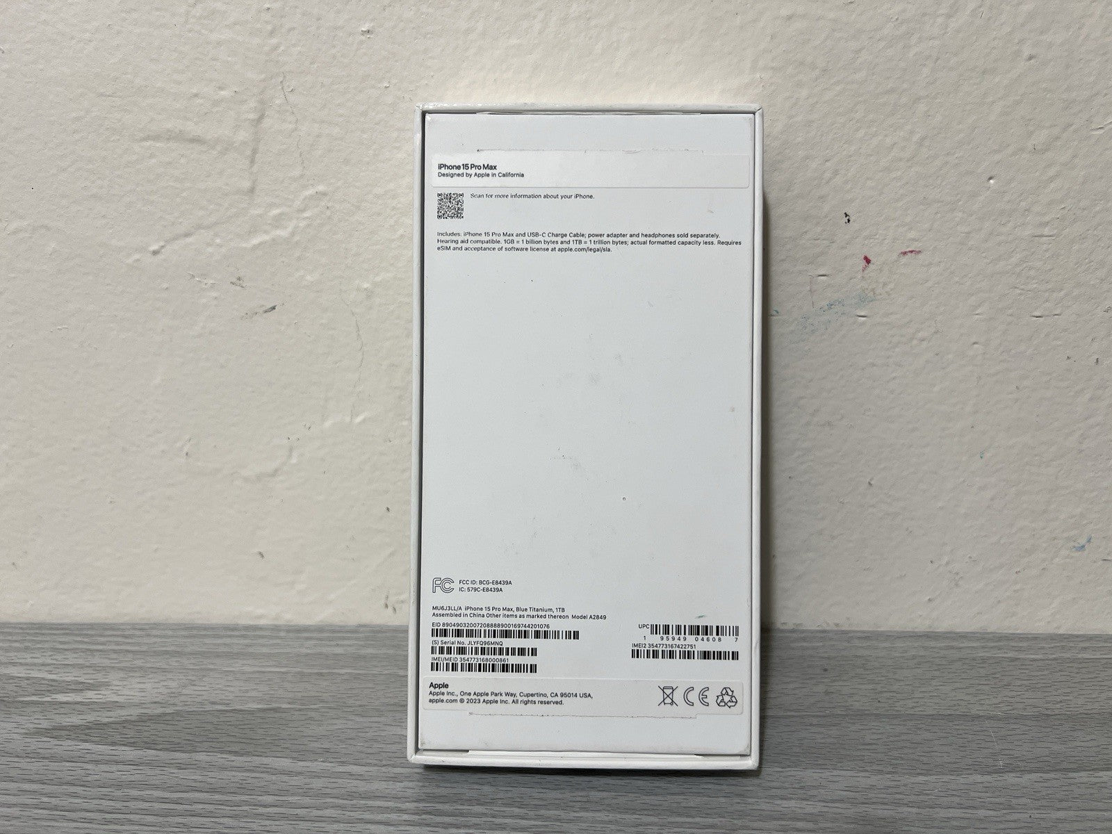 Apple iPhone 15 Pro Max 1TB Blue Titanium 98% Battery Health UNLOCKED