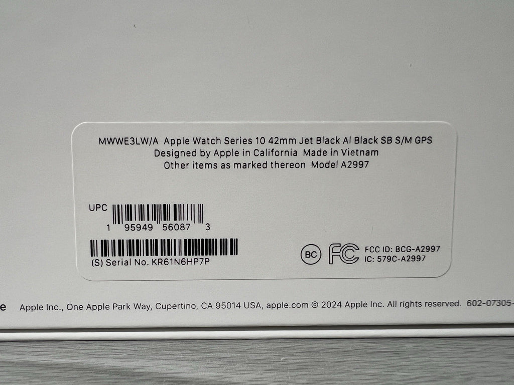 Apple Watch Series 10 Jet Black Band S/M 42mm (OPEN BOX)