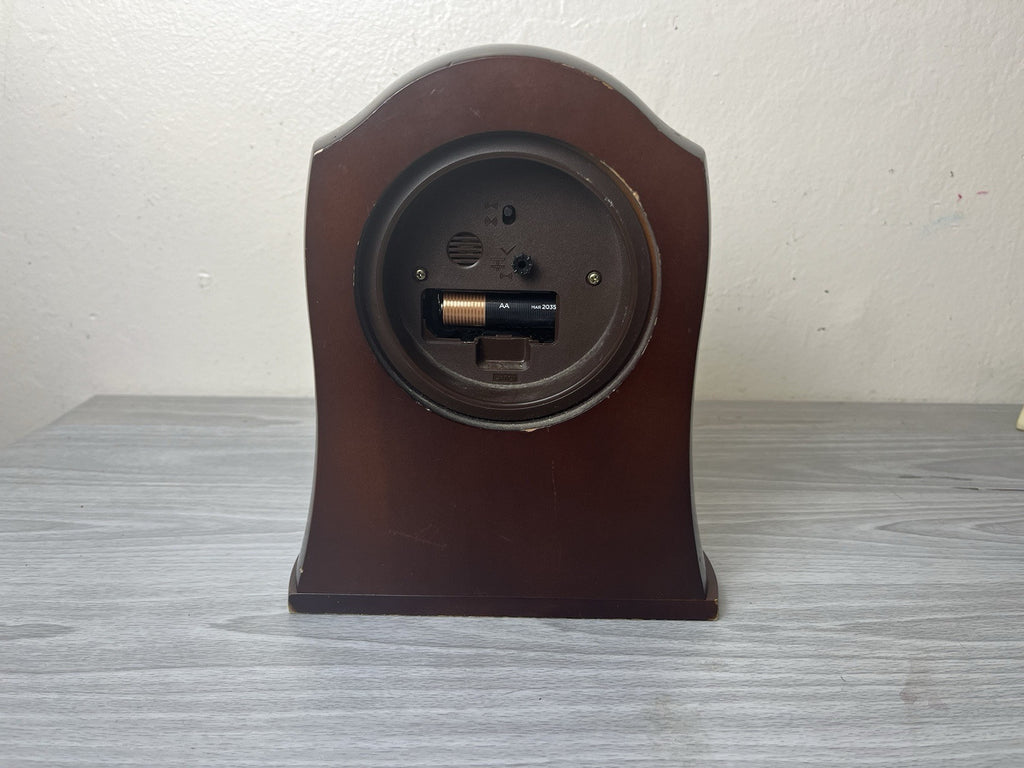 Seiko Quartz Mantel Shelf Desk Motion Clock Made In Japan Gold Wood Vintage